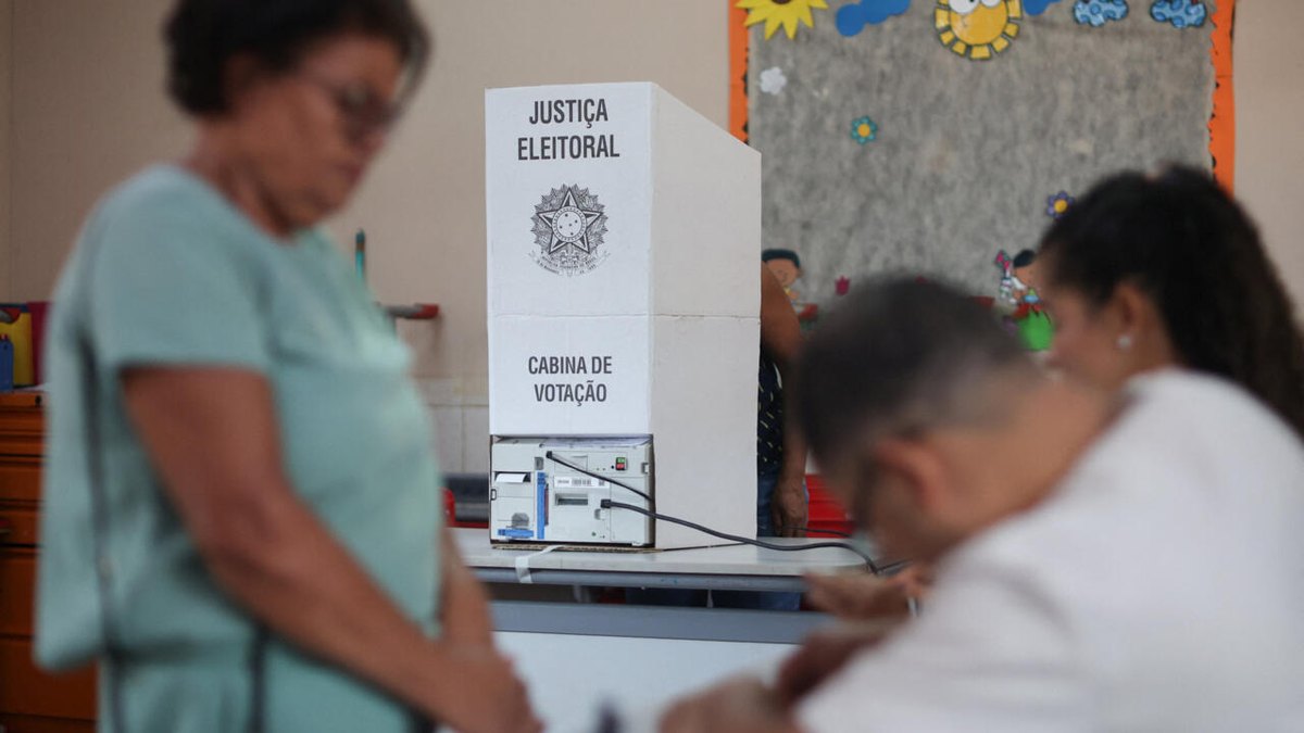 Doorashada Brazil: Lula iyo Flavio Bolsonaro oo ku tartamaya wareegga labaad