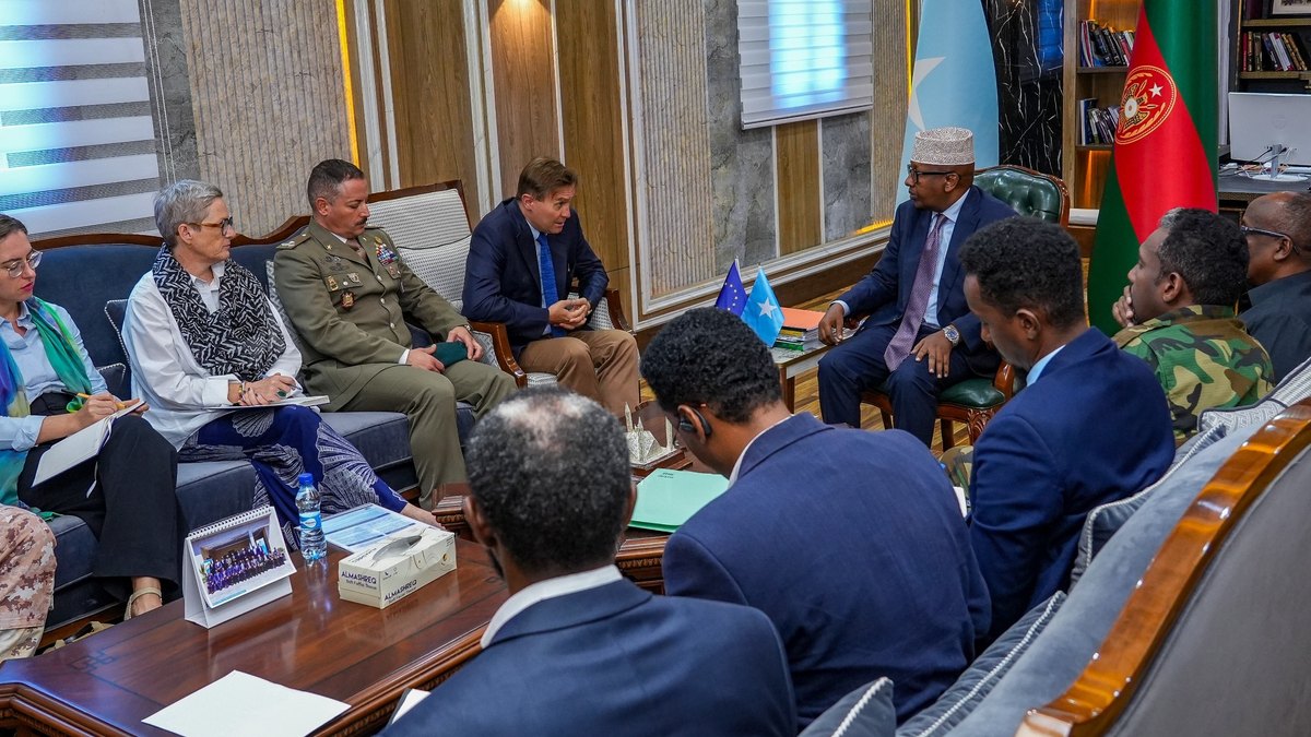 Madaxda Soomaaliya oo Hambalyo U Dirtay Hoggaanka Cusub ee Hirshabelle