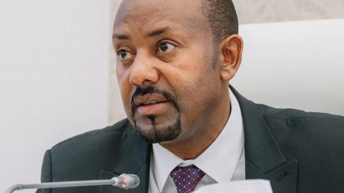 Itoobiya xerada dibaddeda Eritrea u xirey, 10 masuul Eritreed ah ku xirey