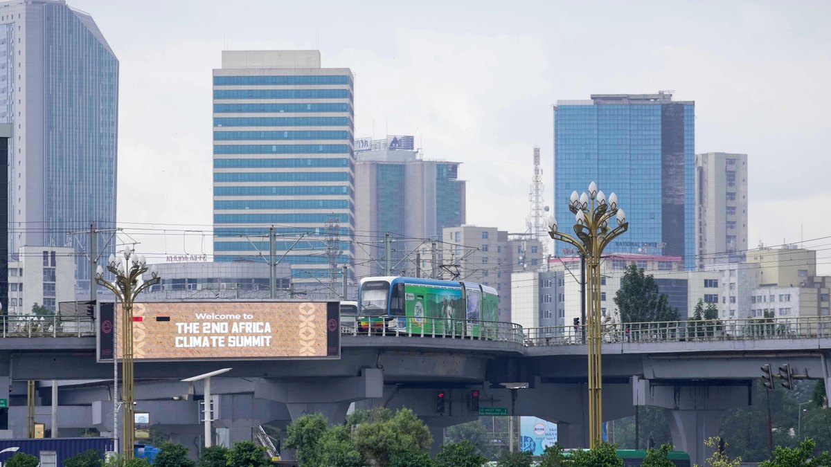 Dagaal Sokeeye oo ka socda Itoobiya: Gaariyada qarsoon ayaa ku dhacay Addis Ababa
