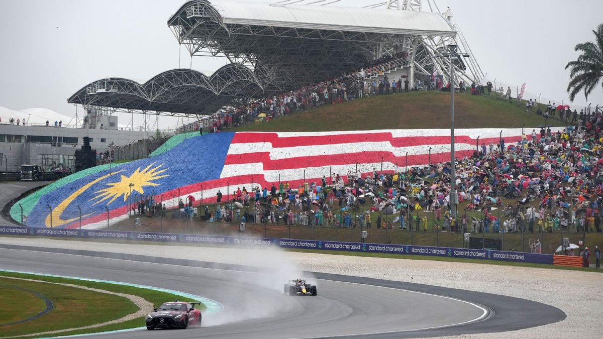 Xiddigaha F1 ayaa sheegay in tartanka Barwaaqo-sooranka ee Malaysia uu ahaa mid aan la aqbali karin