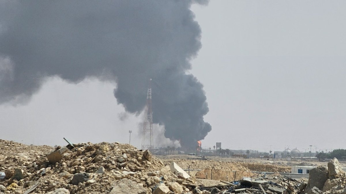 Houthis oo weerar ku qaaday shirkad maaliyadeed oo ka tirsan Sacuudiga kadib weerarro ay ku qaadeen Yemen