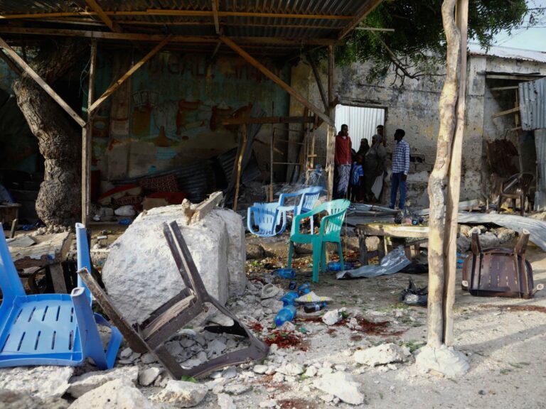 Suicide attack on tea shop in Somalia capital kills at least seven