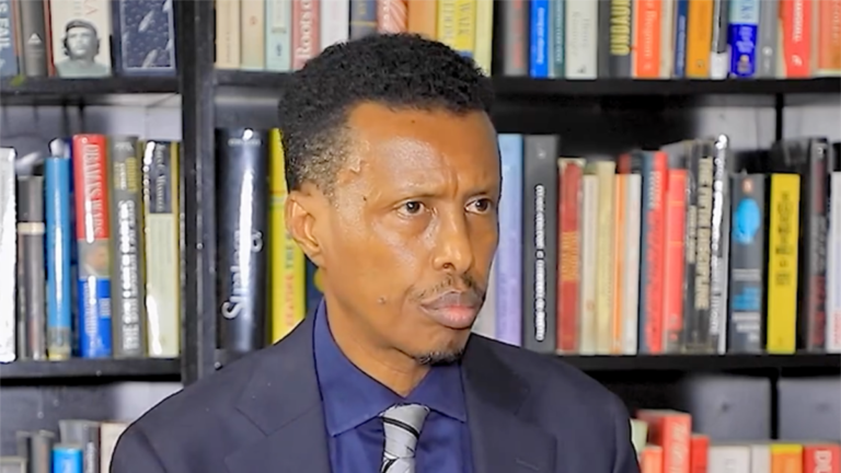 Xuseen Sh. Cali oo faafaahiyay hubkii soo galay dalka, iyo dagaalka ka dhanka ah Al-Shabaab?