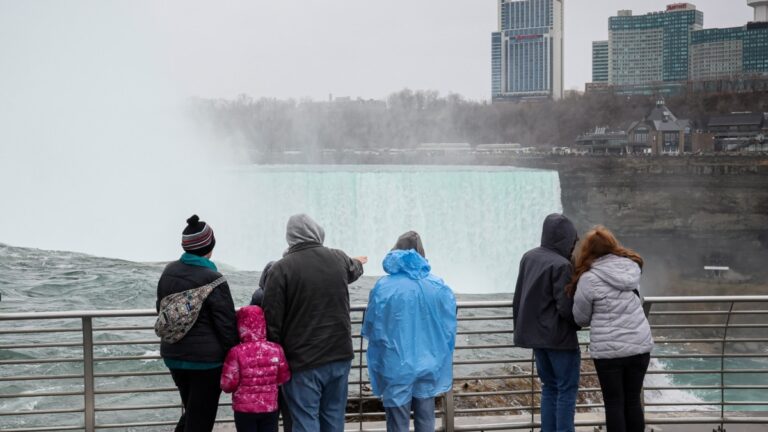 Ururro Soomaali ah oo caawiya Soomaalida ku cusub Canada