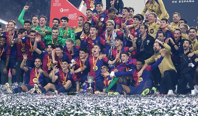 Barcelona crushes Real Madrid to win Spanish Supercup