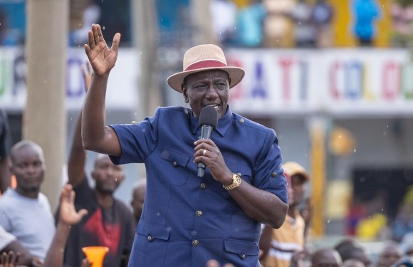 Ruto sets goal to make Kenya sugar exporter by 2027