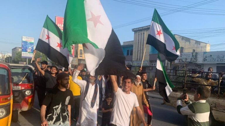 Suuriyaanka ku sugan Muqdisho oo u dabaal-degay ridistii Asad
