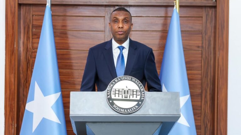 Xamza oo sheegay in aanu burburin shirka Golaha Wadatashiga