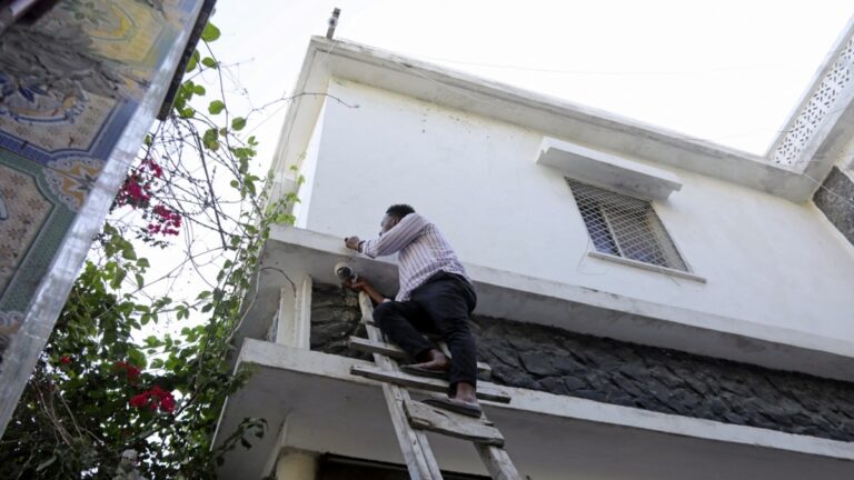 Kaamirooyinka oo kaalin ka qaadanaya sugidda amniga Muqdisho