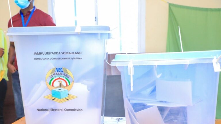 Xukuumadda Somaliland oo soo sartay amarro la xiriira doorashada