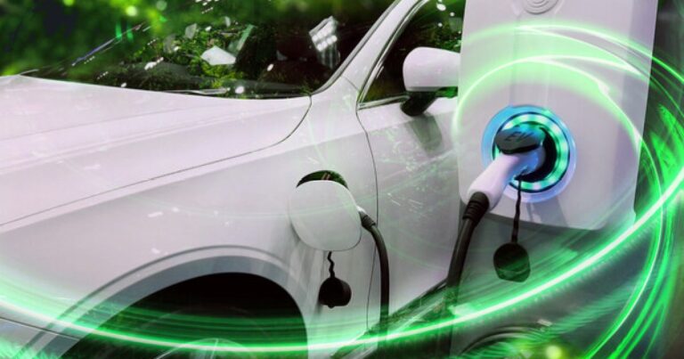U.S. EVs will get universal plug and charge access in 2025