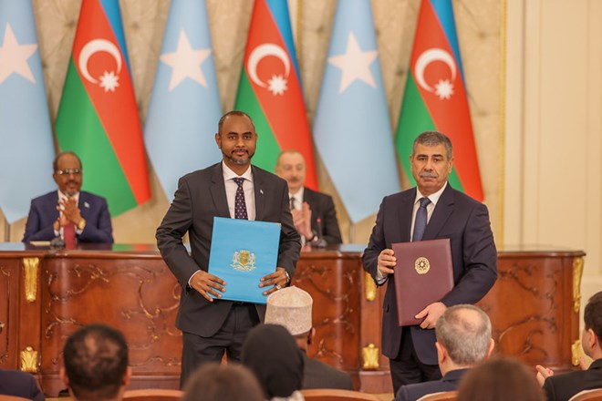 Somalia, Azerbaijan sign pact to enhance defense ties