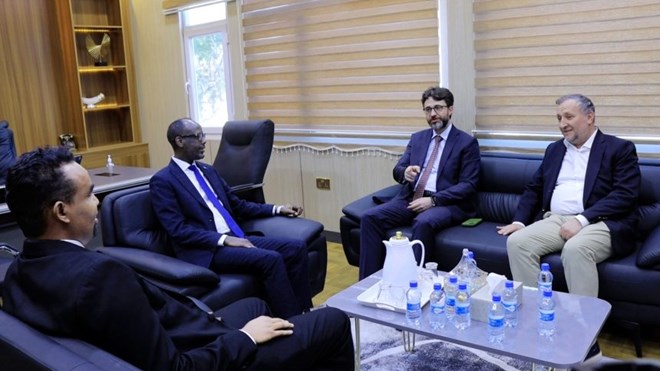 Somali Ports Minister, Turkish Ambassador discuss port development cooperation
