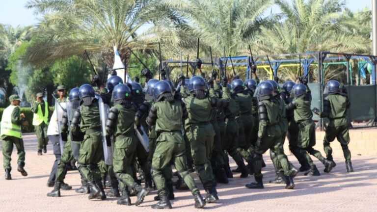 Booliska oo Muqdisho ka billaabay dagaal ka dhan ah maan-dooriyaasha