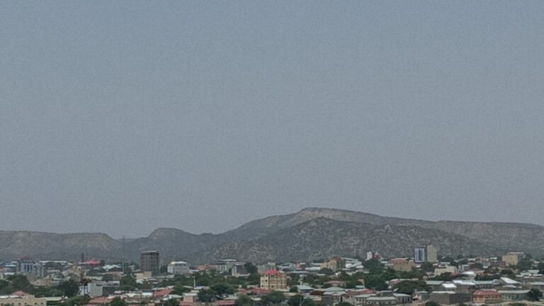 Borama: Dab muddo toddobaad ah gubaya beero iyo guryo