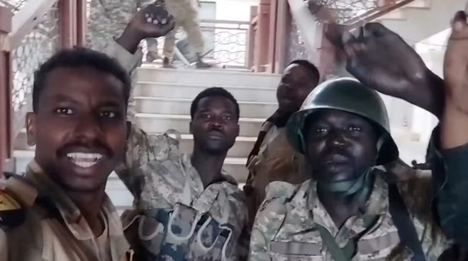 Sudanese army says it has control of presidential palace in Khartoum