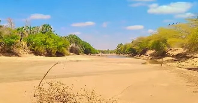 Somalia’s Daawo River dries up early, worsening water crisis in Gedo