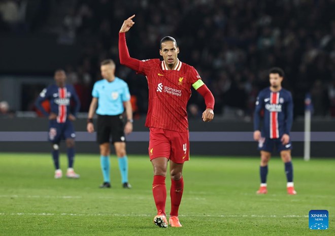 Barcelona, Liverpool both ride luck for big Champions League wins