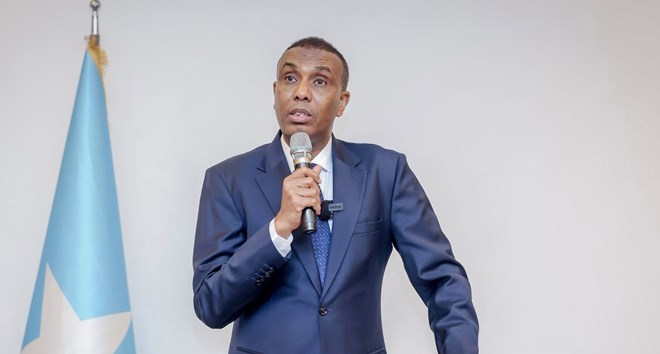 Prime Minister Hamza unveils performance-based pay reform for Somalia’s civil servants