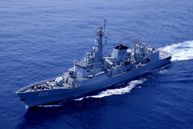 Pakistan navy conducts counter-piracy patrol off Somalia