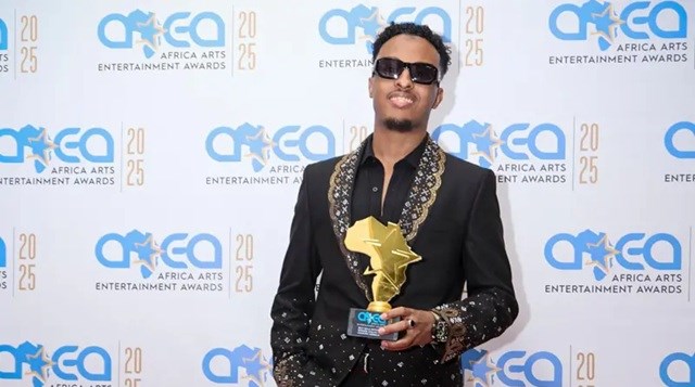 Somali singer Saalax Sanaag wins two awards at Africa Arts Entertainment ceremony