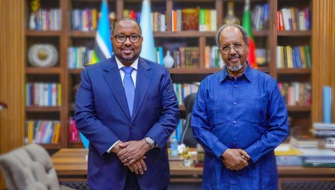 President Hassan Sheikh meets SSC-Khaatumo leader in Mogadishu