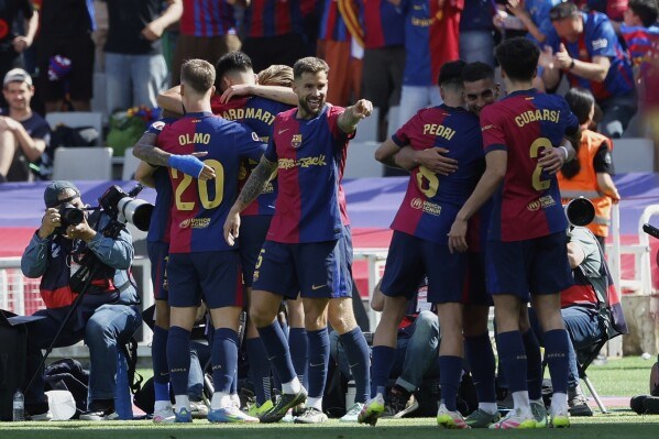 Barca closes in on title, Betis slips up in European race