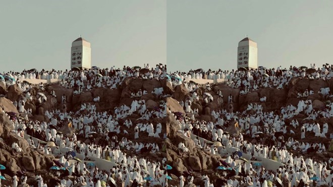 Nearly two million pilgrims ascend mount Arafat for peak of Hajj pilgrimage