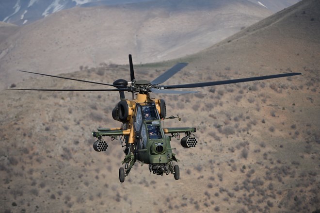 Turkey supplies combat, Utility Helicopters to Somalia