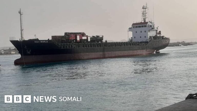 Dawladda Soomaaliya oo farriin adag oo la xiriirta markabka ay PMPF qabteen ee hubka sida u dirtay Puntland