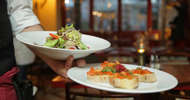 Yelp using AI to turn your foodie moments into quick restaurant videos