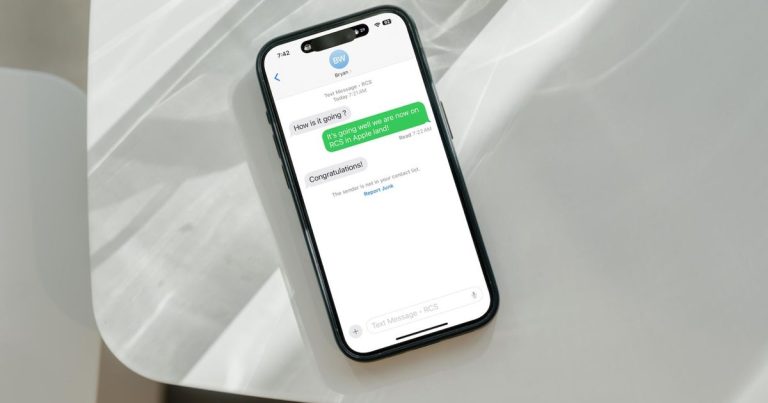 Love autocomplete in your texts? Research says its quietly changing your thoughts