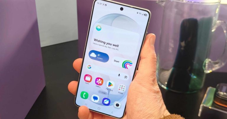 The new AI wake word on your Galaxy phone could be a tongue-twister