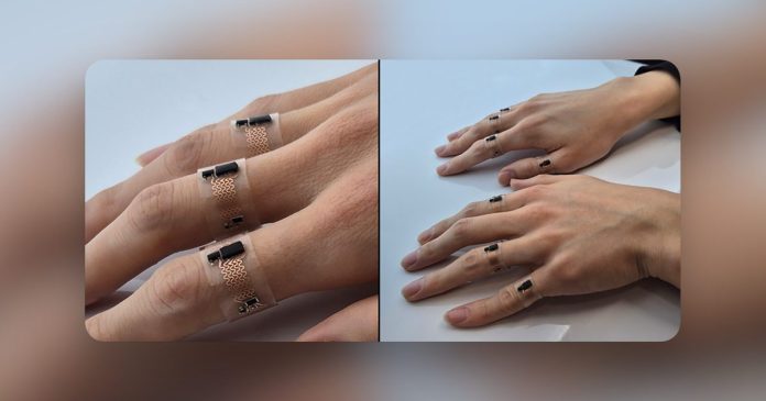 asl-translator-smart-ring-on-hand.jpg